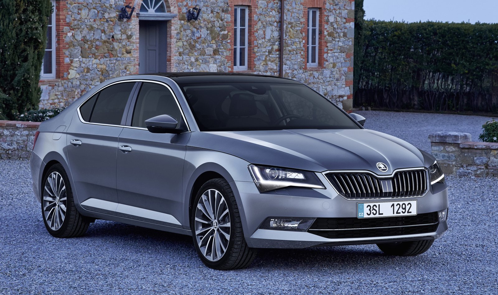 Image Car Skoda Superb